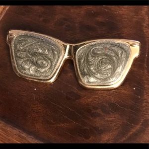 💓3/$15 VTG sunglass pin brooch shades beautiful